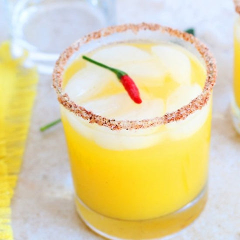 Pineapple Chilli Margarita Mocktail: salt-rim, 30 ml syrup